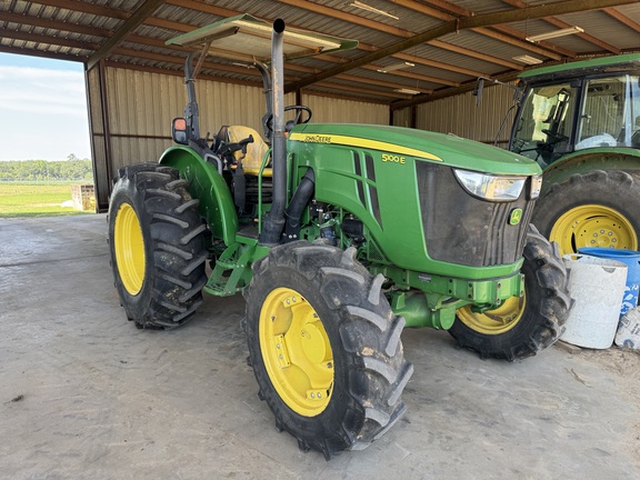 2016 John Deere 5100E