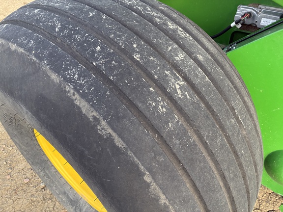 2025 John Deere 561M (7th thumbnail)