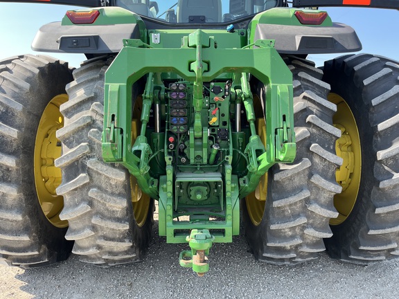 2023 John Deere 8R 410 - Photo30