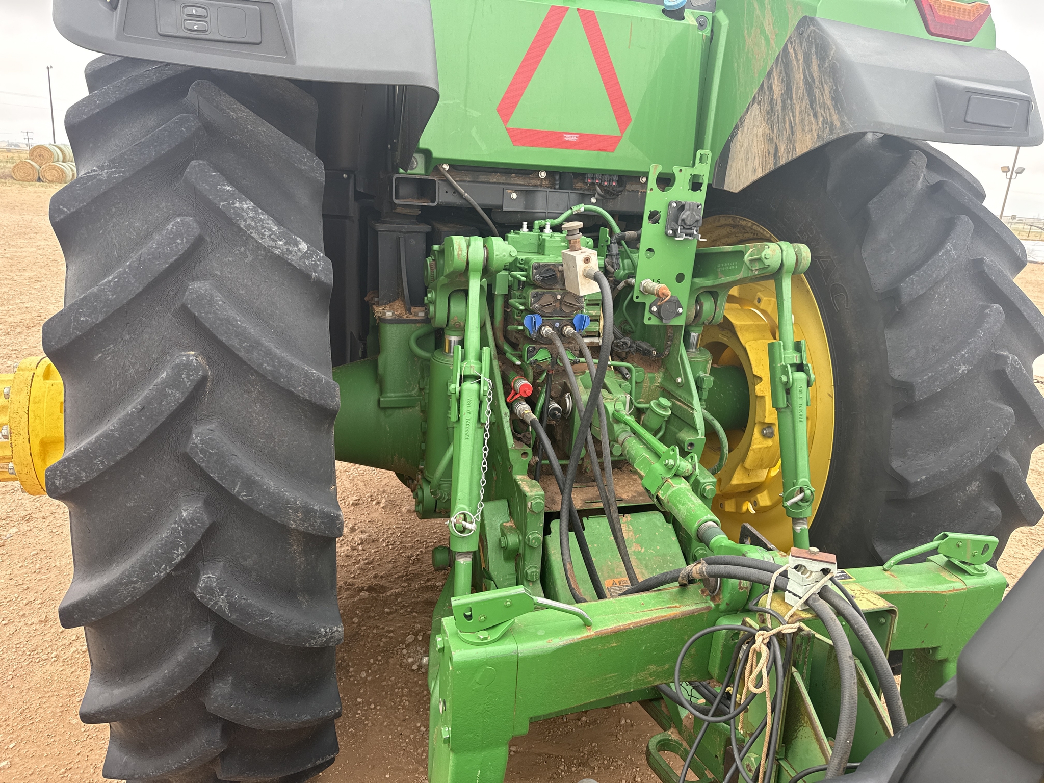 2020 John Deere 8R 230 Image 27
