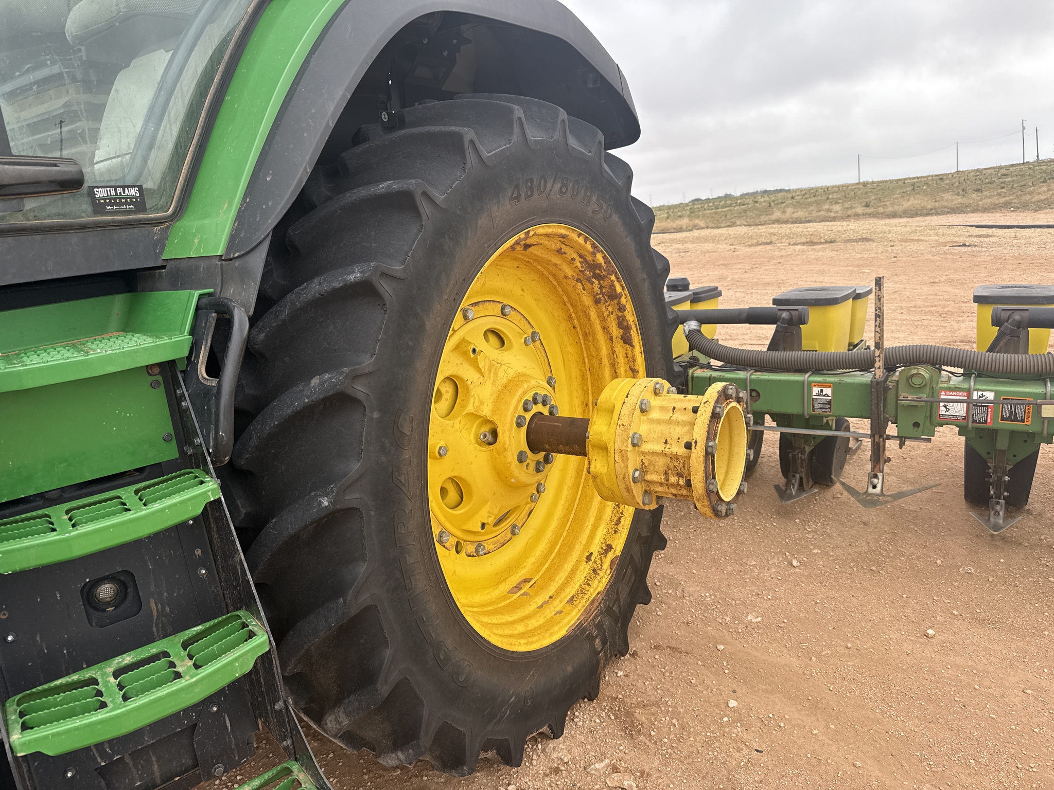 2020 John Deere 8R 230 Image 30