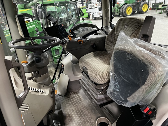 2025 John Deere 6R 175 - Photo21