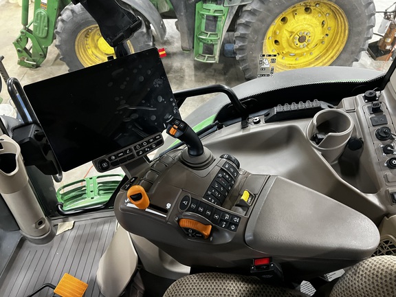 2025 John Deere 6R 175 - Photo24