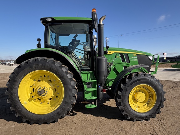 2025 John Deere 6R 175 - Photo2