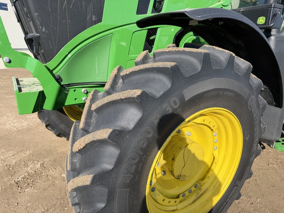 2025 John Deere 6R 175 - Photo10