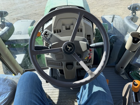 2025 John Deere 6R 175 - Photo29