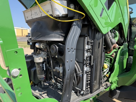 2025 John Deere 6R 175 - Photo23