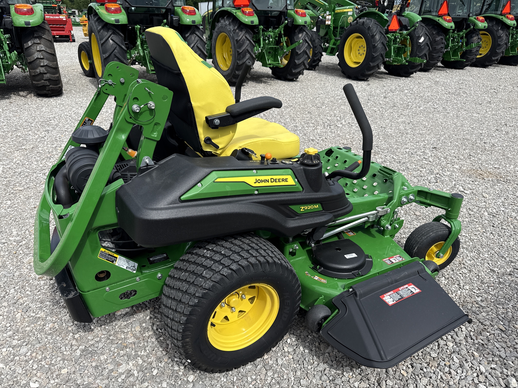 2024 John Deere Z920M Image 8