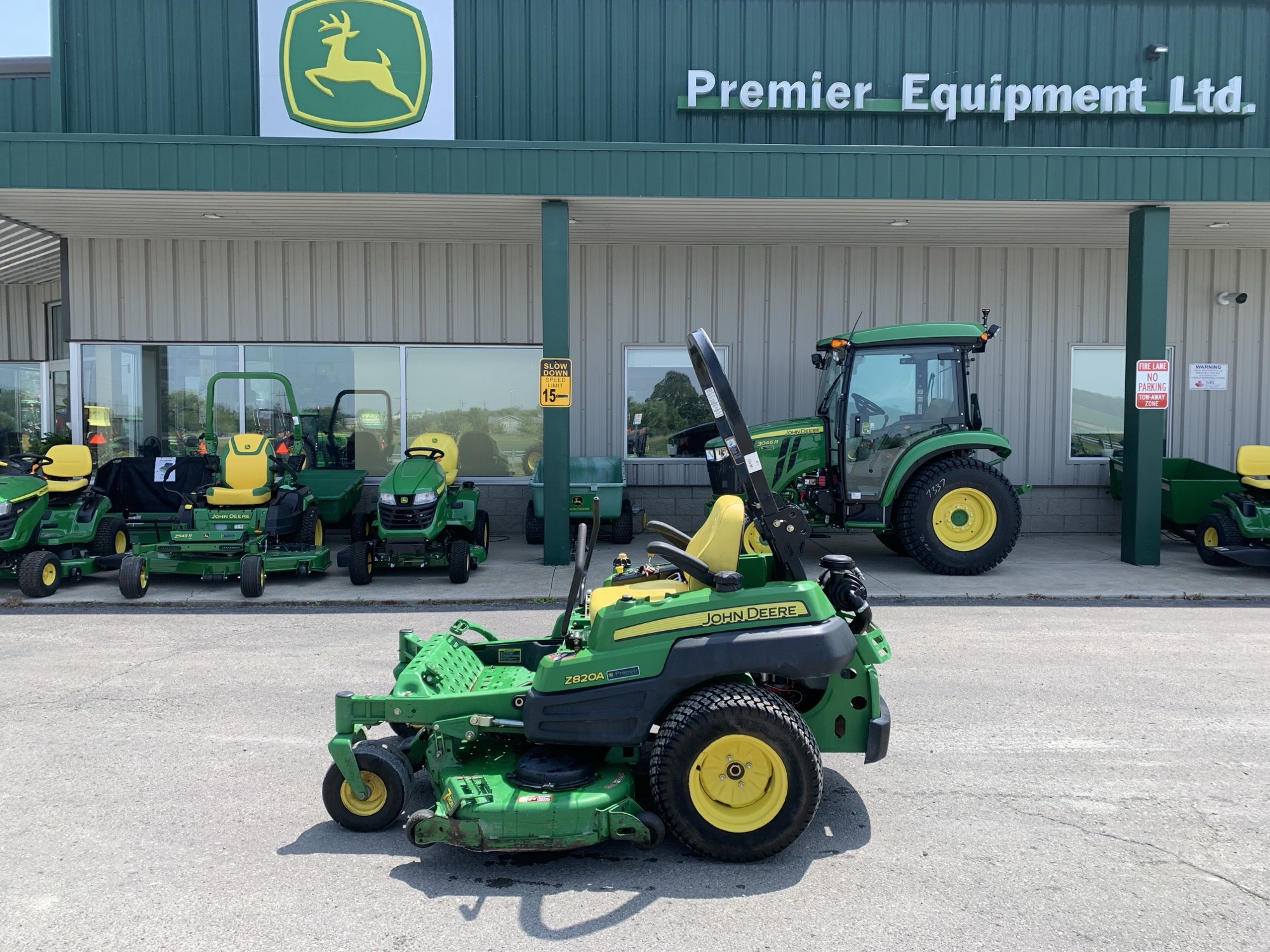 2009 John Deere Z820A Image 1