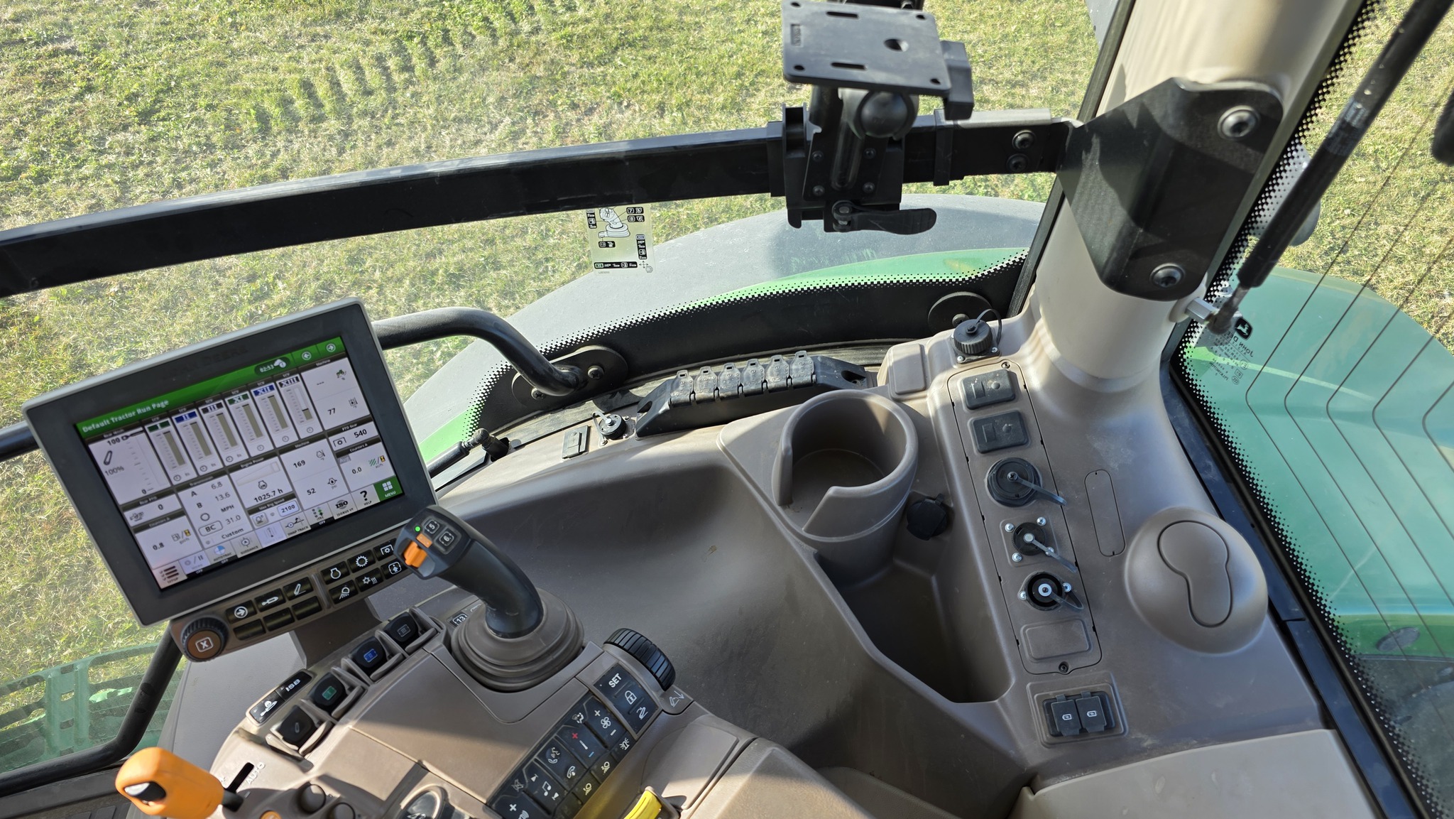 2023 John Deere 6R 145 Image 27