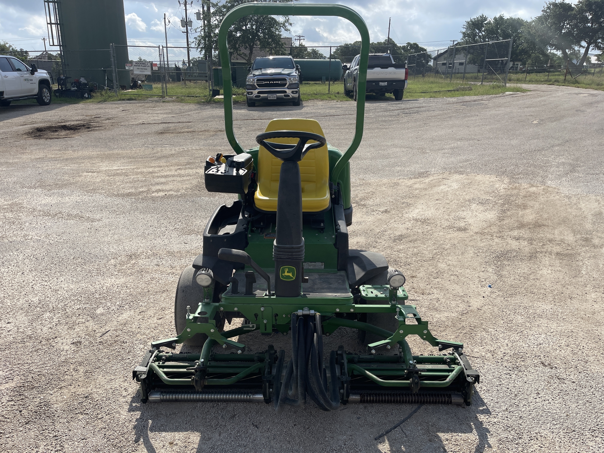 2022 John Deere 2550 Image 4