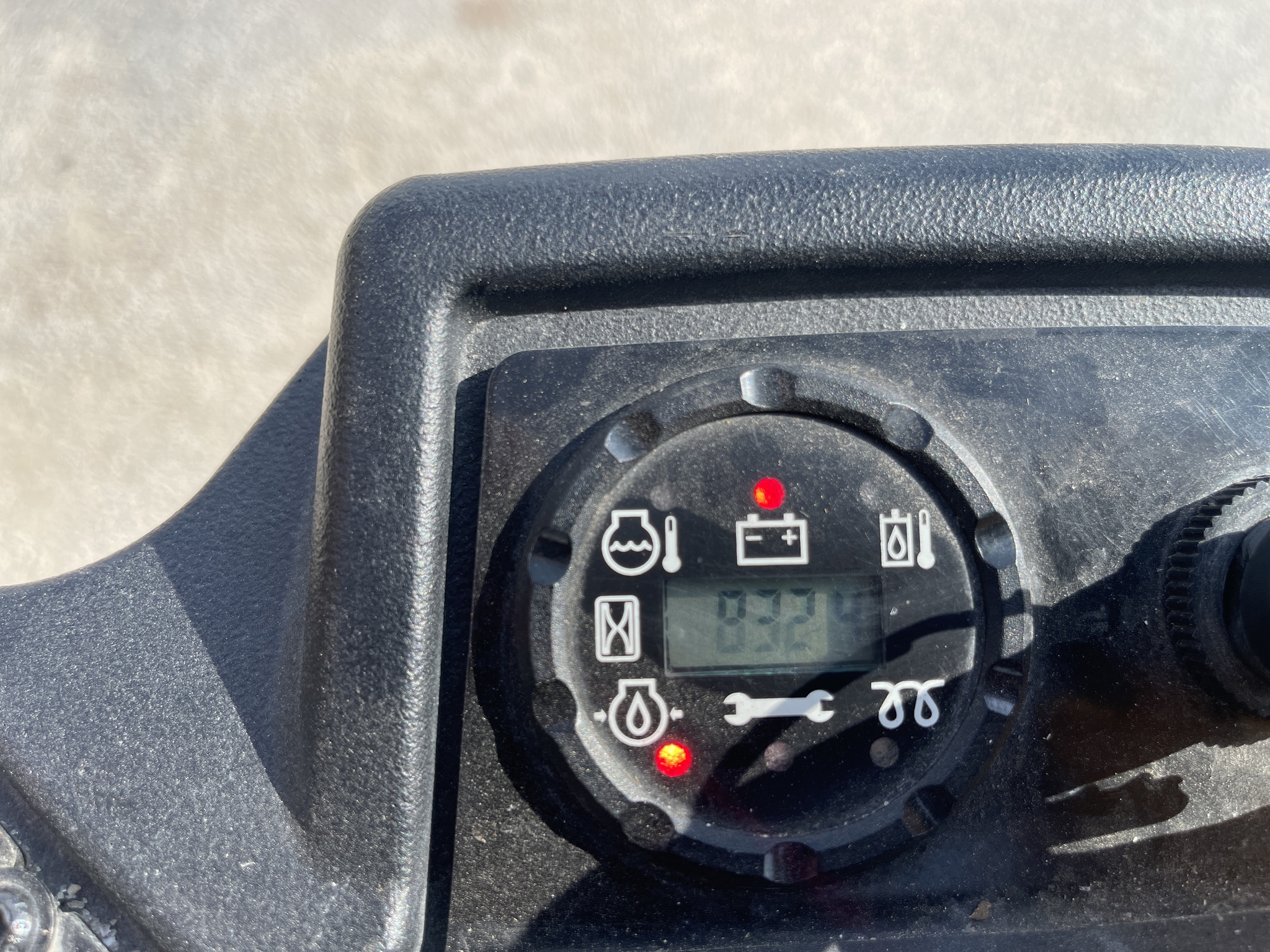 2022 John Deere 2550 Image 10