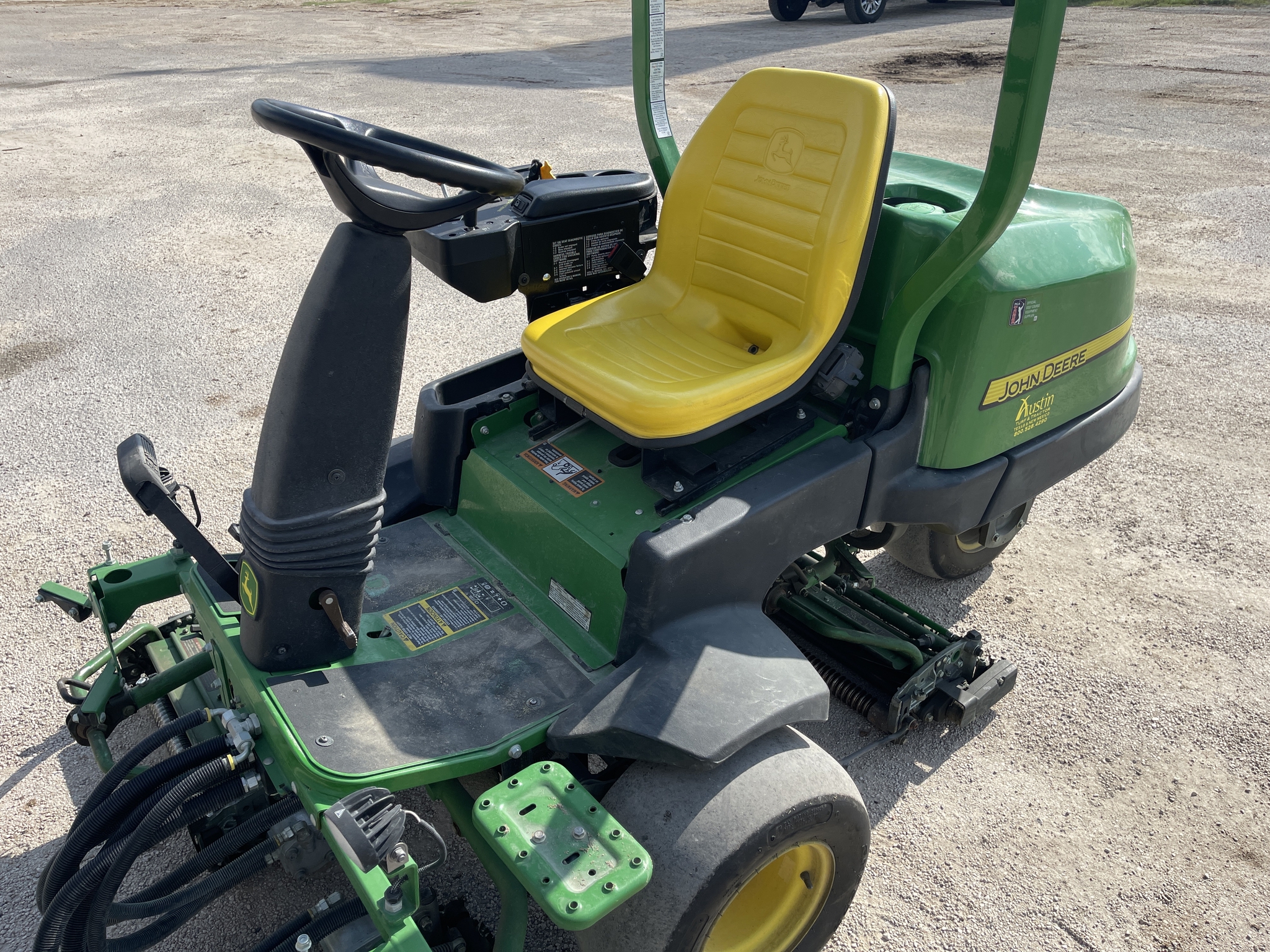 2022 John Deere 2550 Image 11