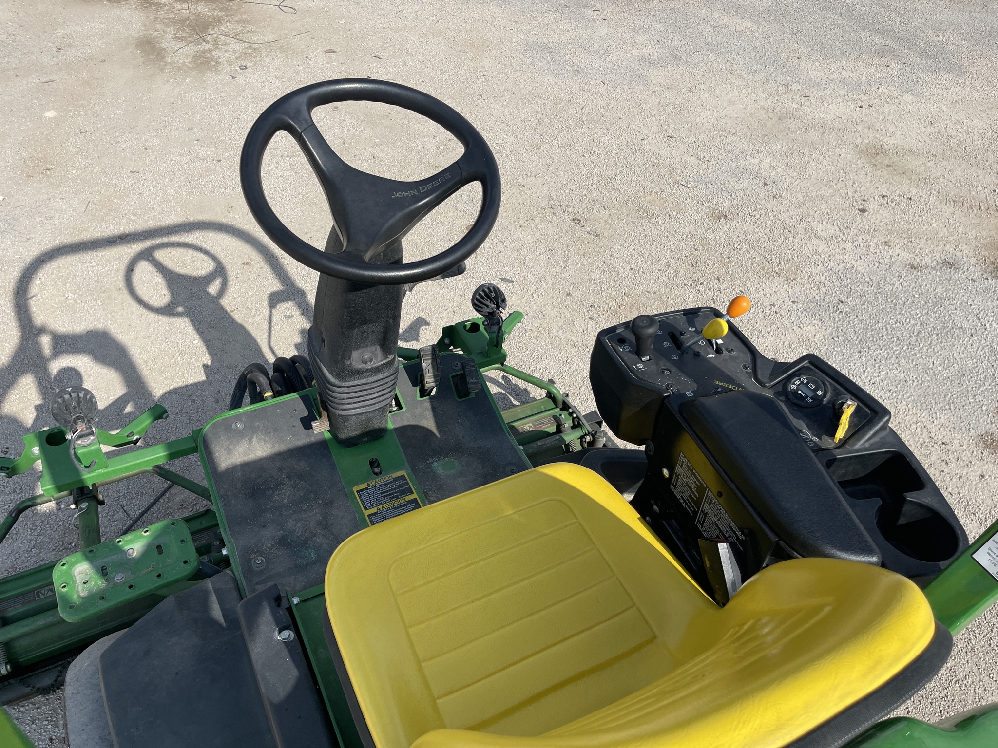 2022 John Deere 2550 Image 12