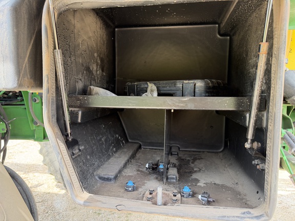 2024 John Deere 616R - Photo29