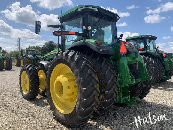 Photo of 2025 John Deere 8R 310