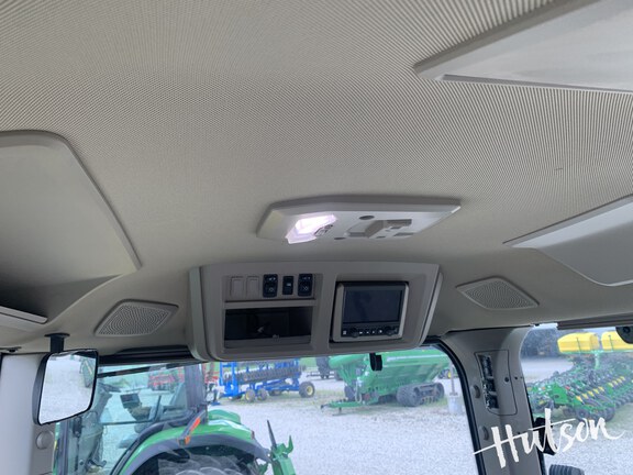 Photo of 2025 John Deere 8R 310