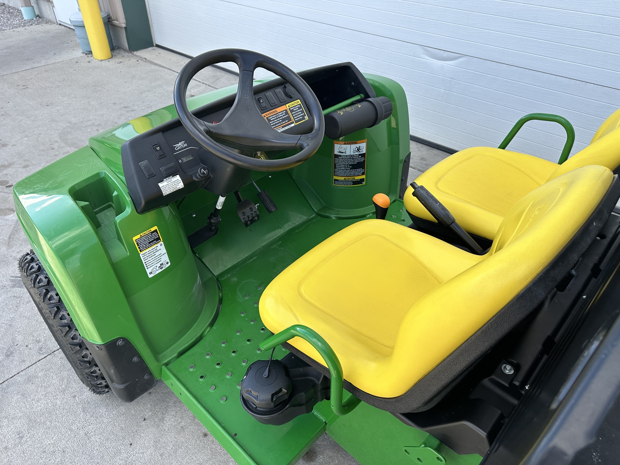 2024 John Deere TX Image 18
