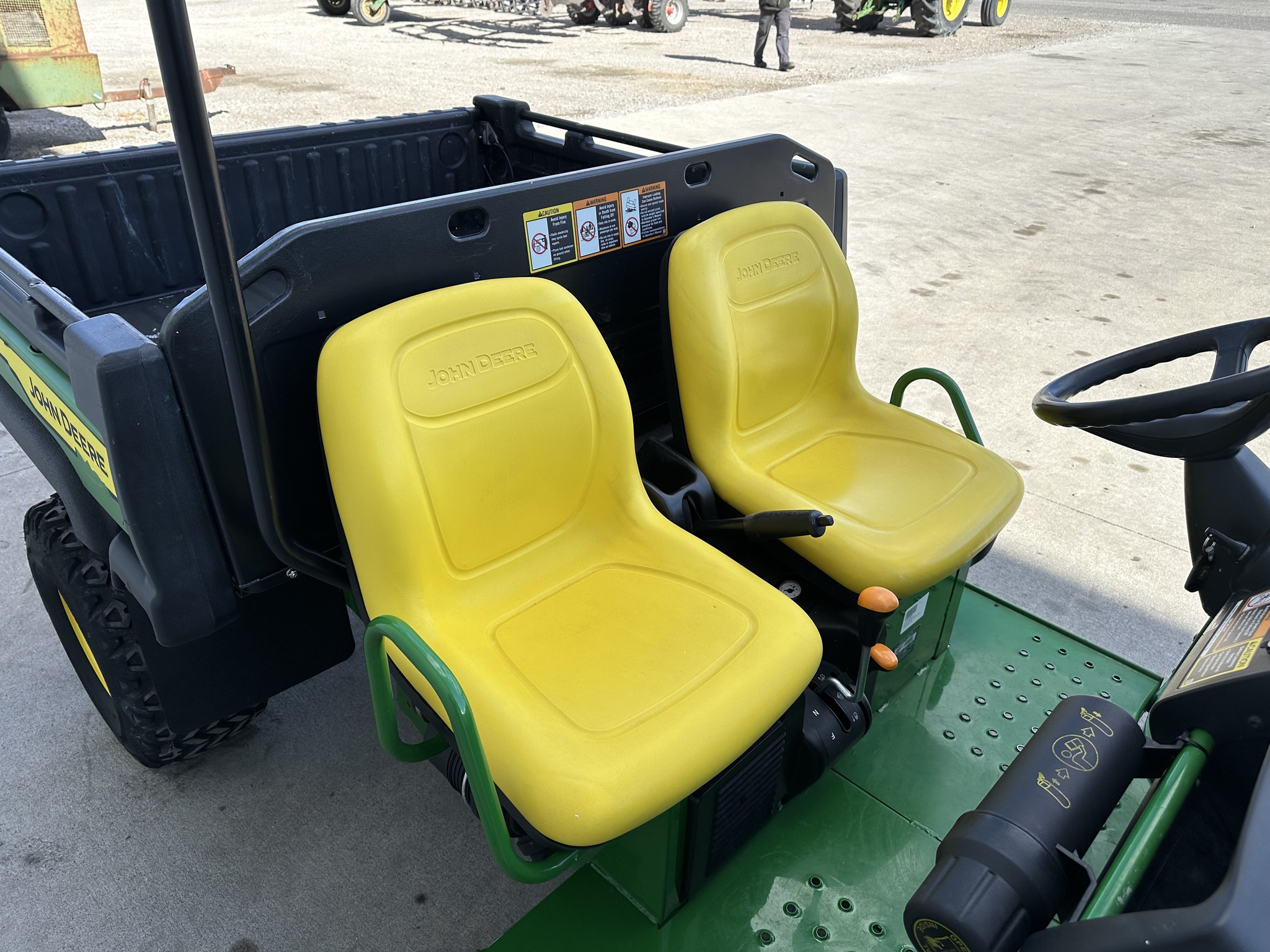 2024 John Deere TX Image 17