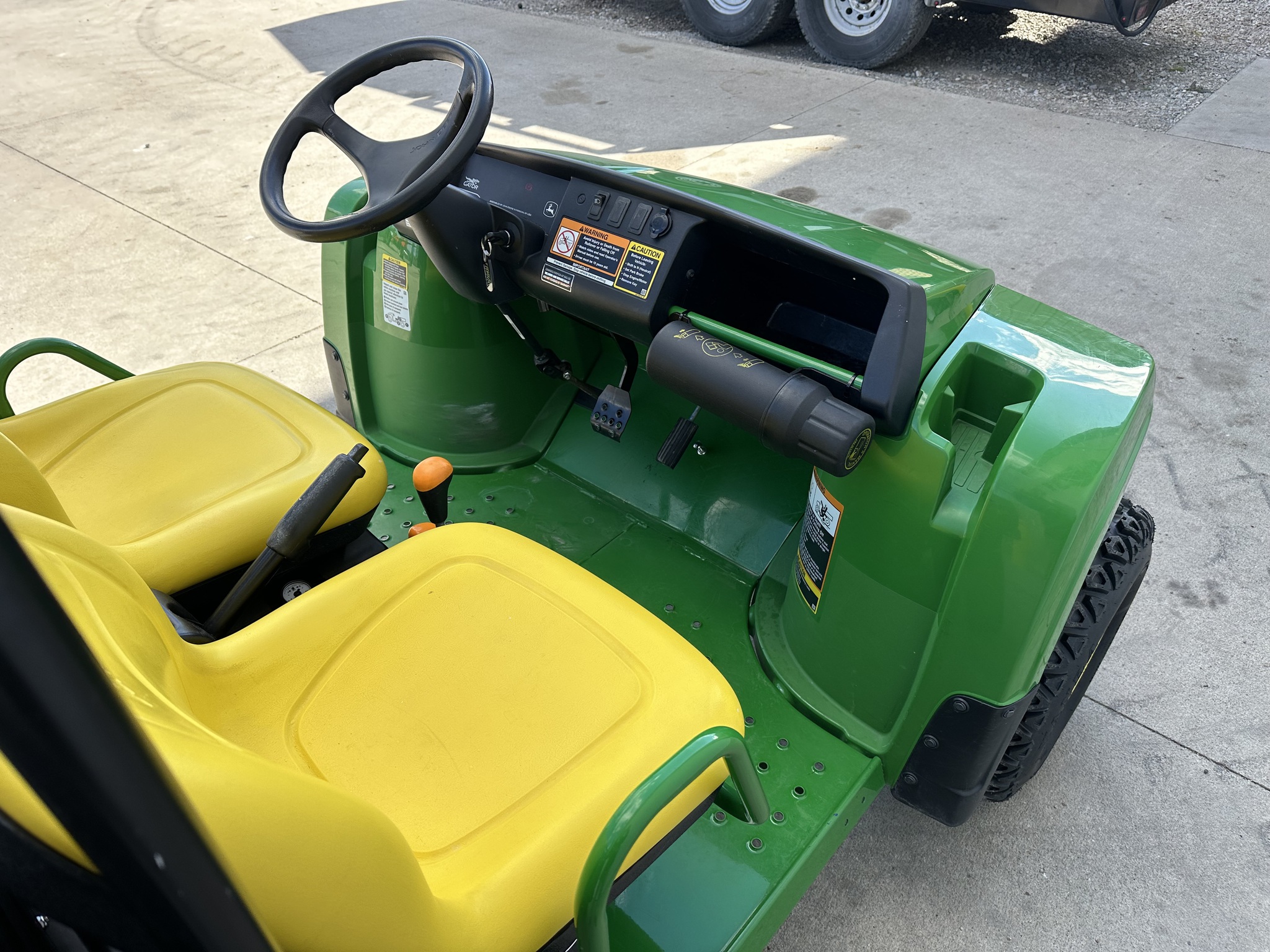 2024 John Deere TX Image 16