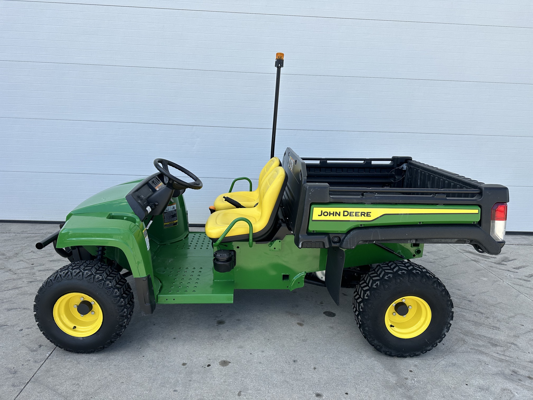 2024 John Deere TX Image 2