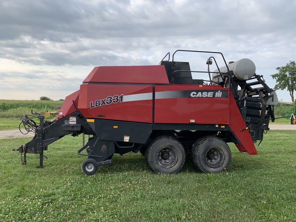 2003 Case IH LBX331 Image 1