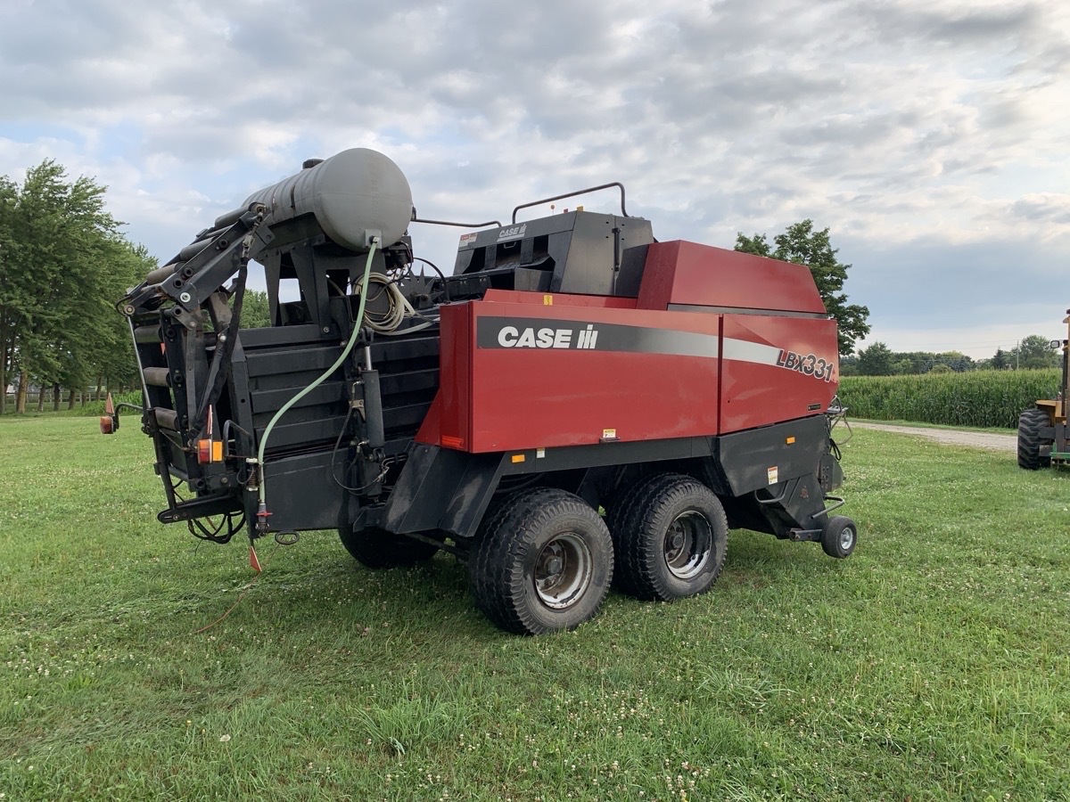 2003 Case IH LBX331 Image 6