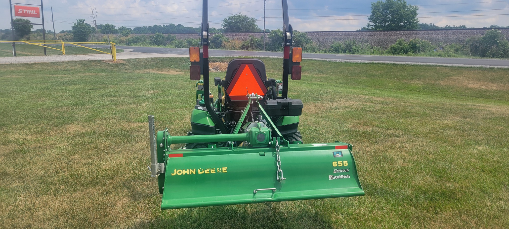 2018 John Deere 1025R Image 8