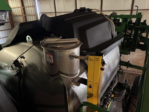 2022 John Deere 412R - Photo8