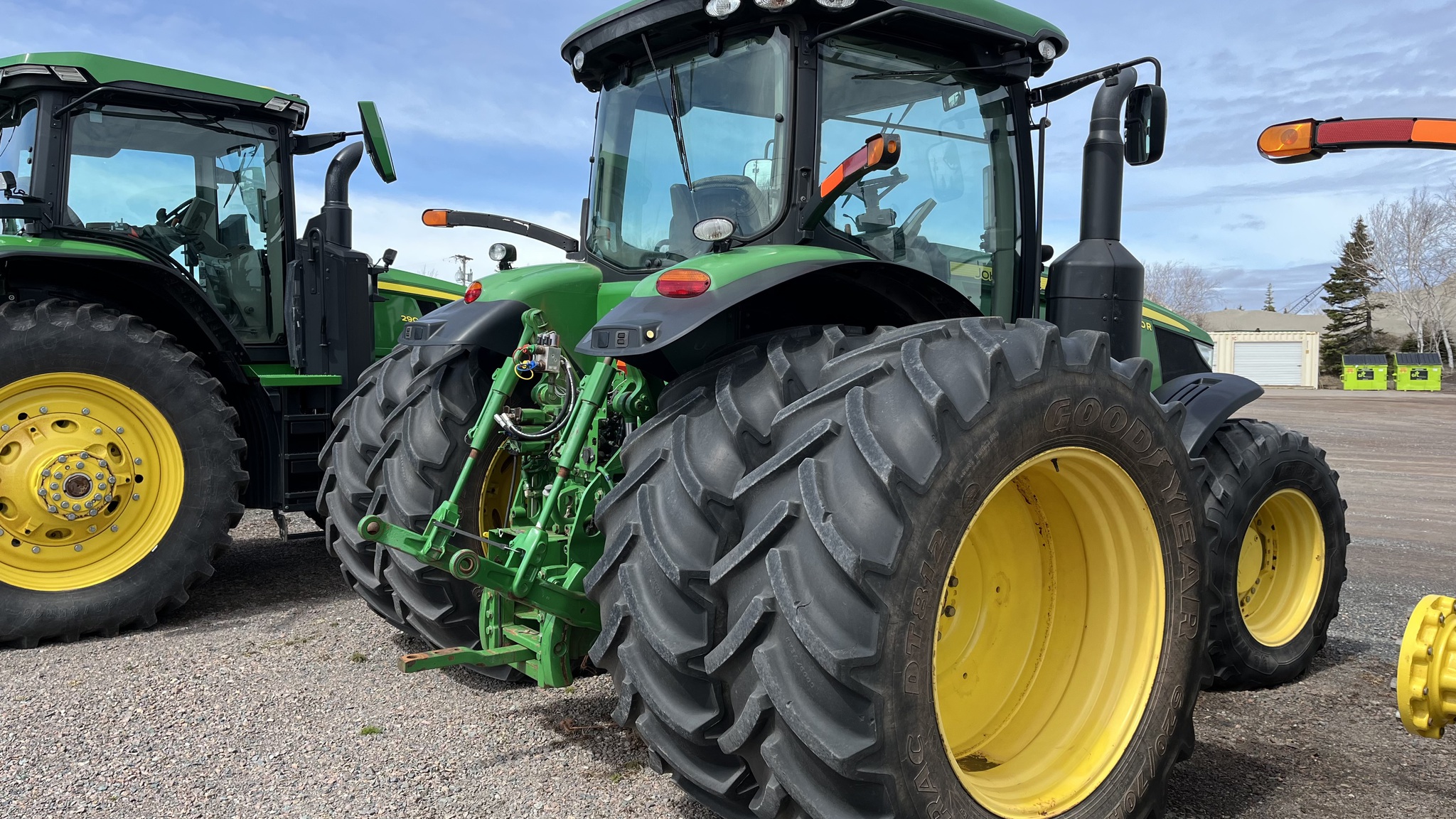 2014 John Deere 7270R Image 3