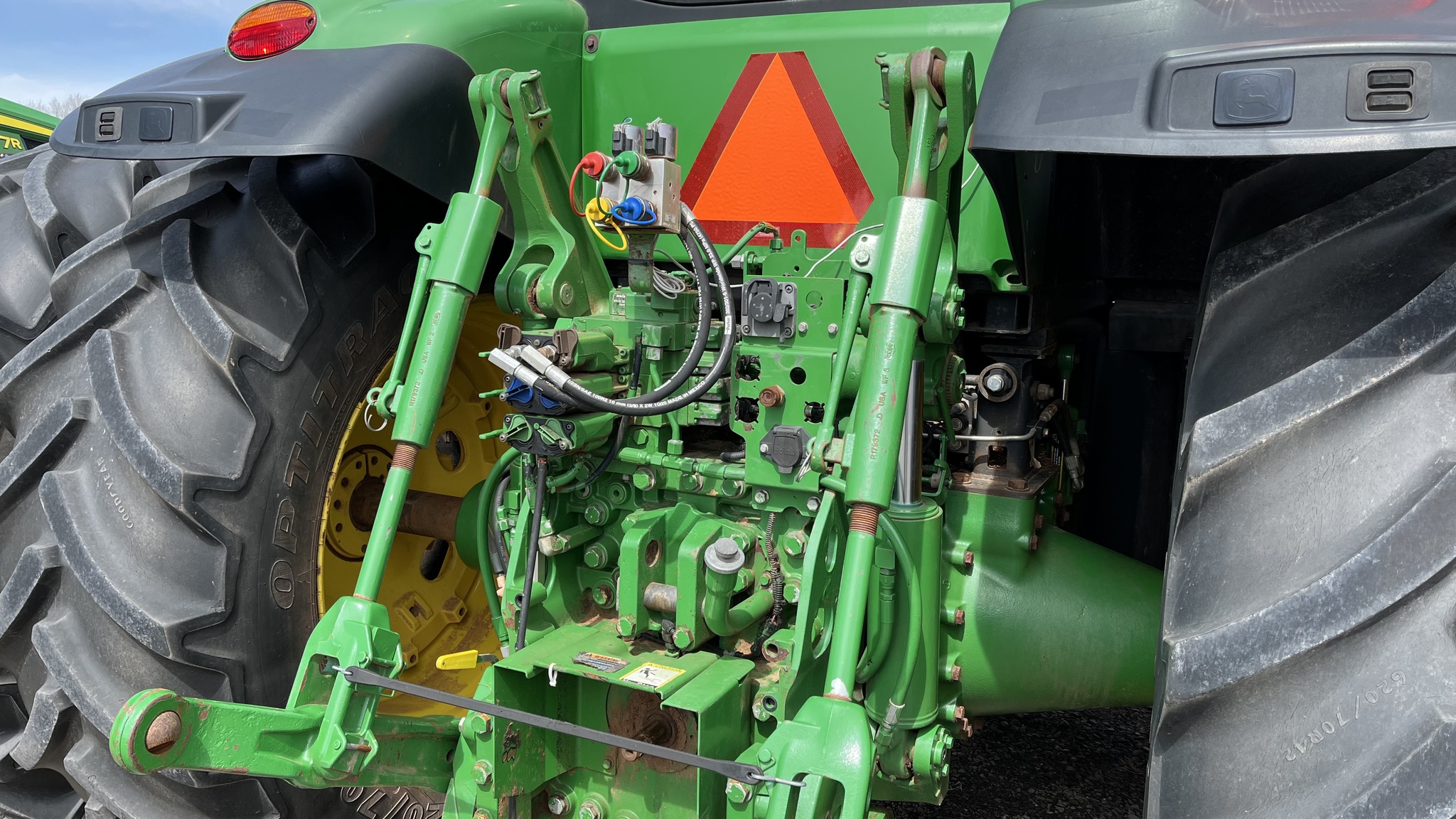 2014 John Deere 7270R Image 6