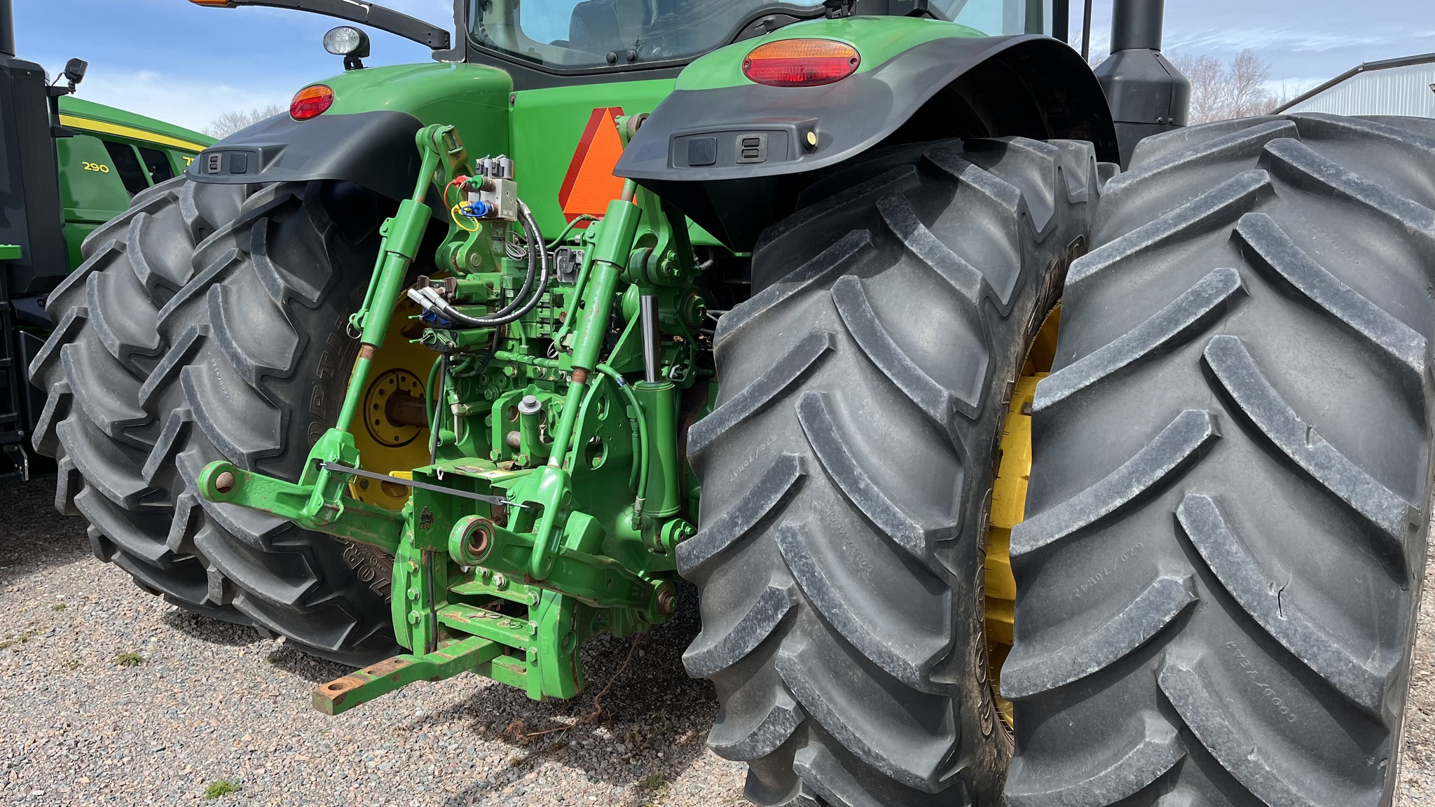 2014 John Deere 7270R Image 7