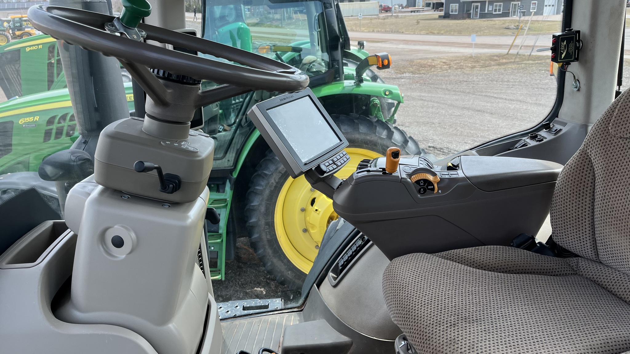 2014 John Deere 7270R Image 10