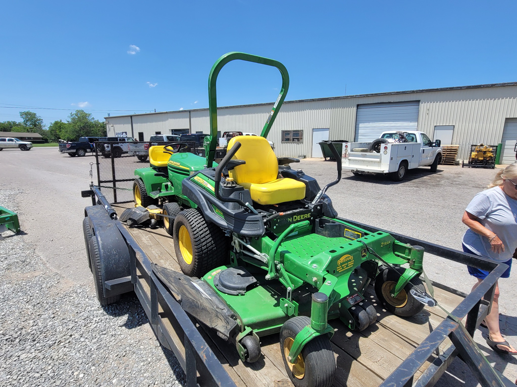 2015 John Deere Z920M Image 3