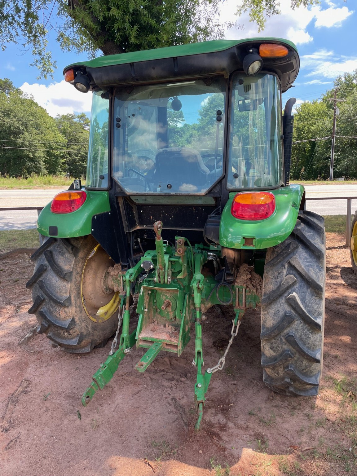 2016 John Deere 5055E Image 3