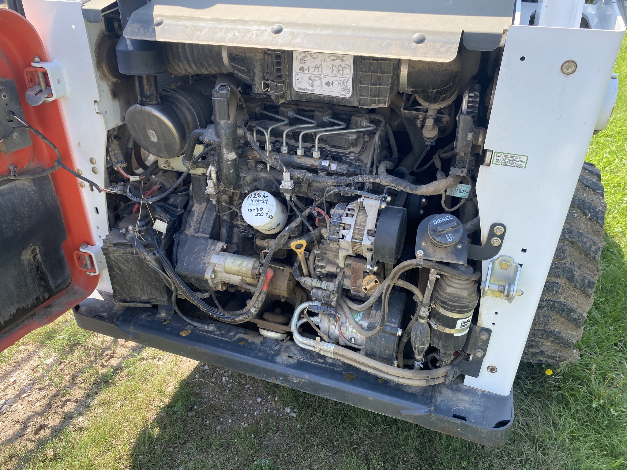 2015 Bobcat S650 Image 2