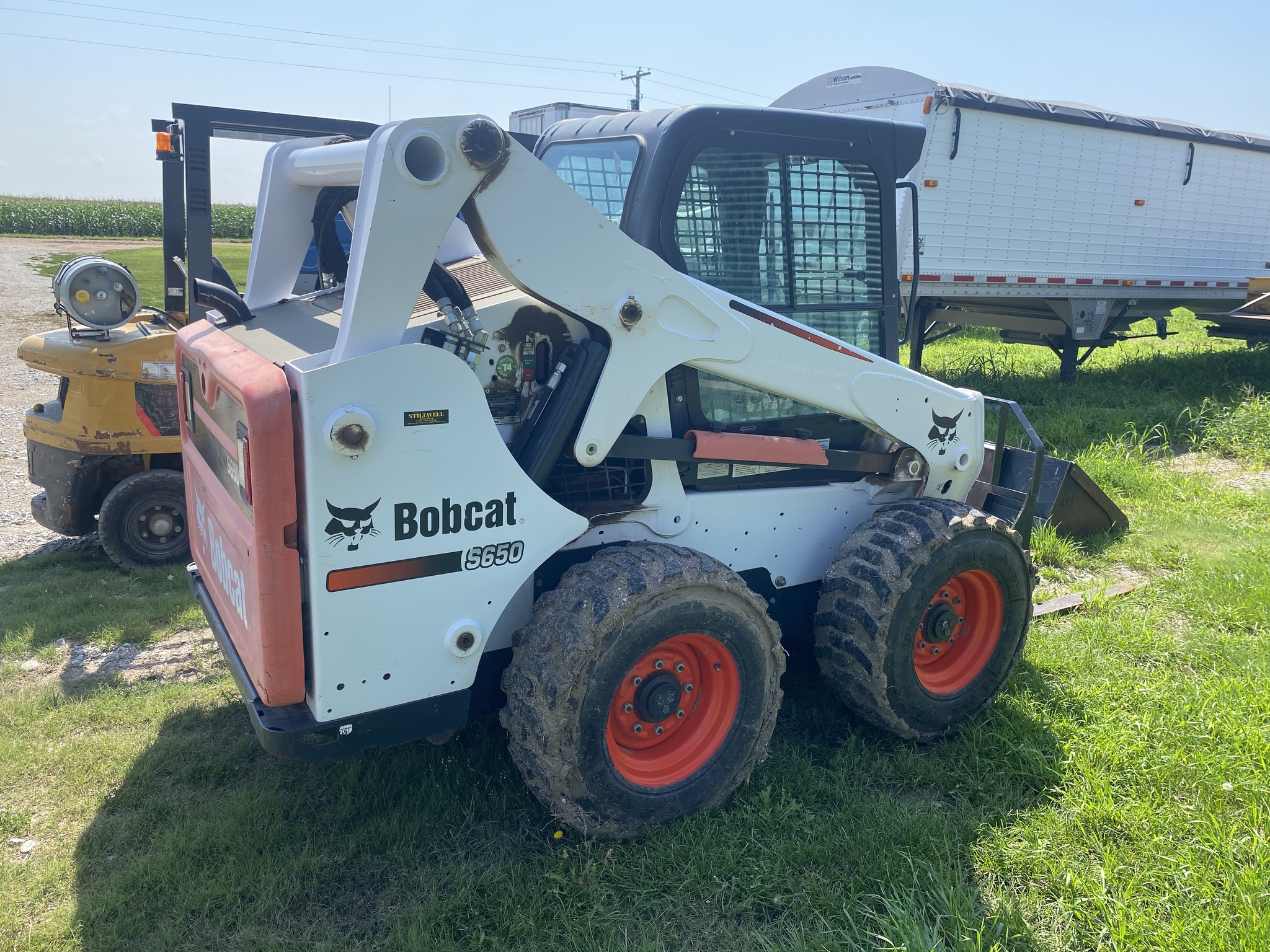 2015 Bobcat S650 Image 1