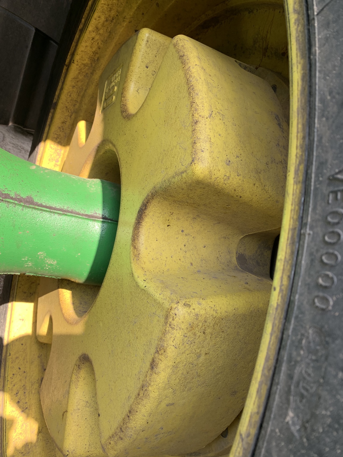 2001 John Deere 8210 Image 12
