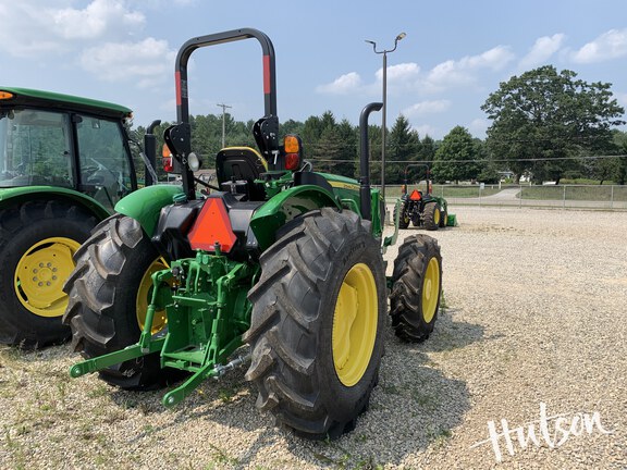 Photo of 2024 John Deere 5075E