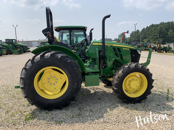 Photo of 2024 John Deere 5075E