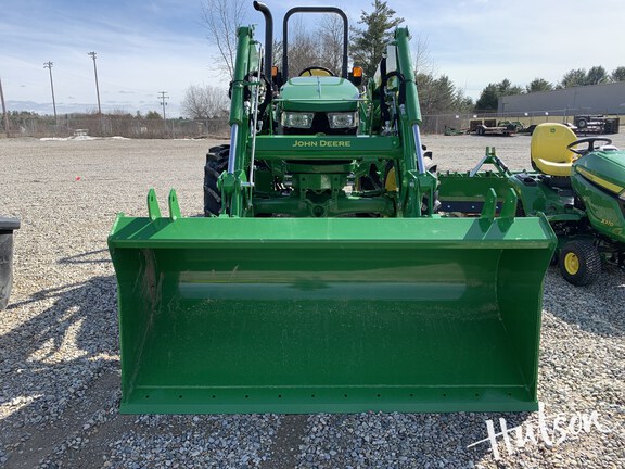 Photo of 2024 John Deere 5075E