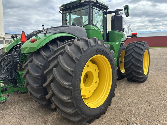 Used 2023 John Deere 9R 540 Articulated 4WD Tractors at Horizon Ag & Turf in Wetaskiwin, AB - Photo2