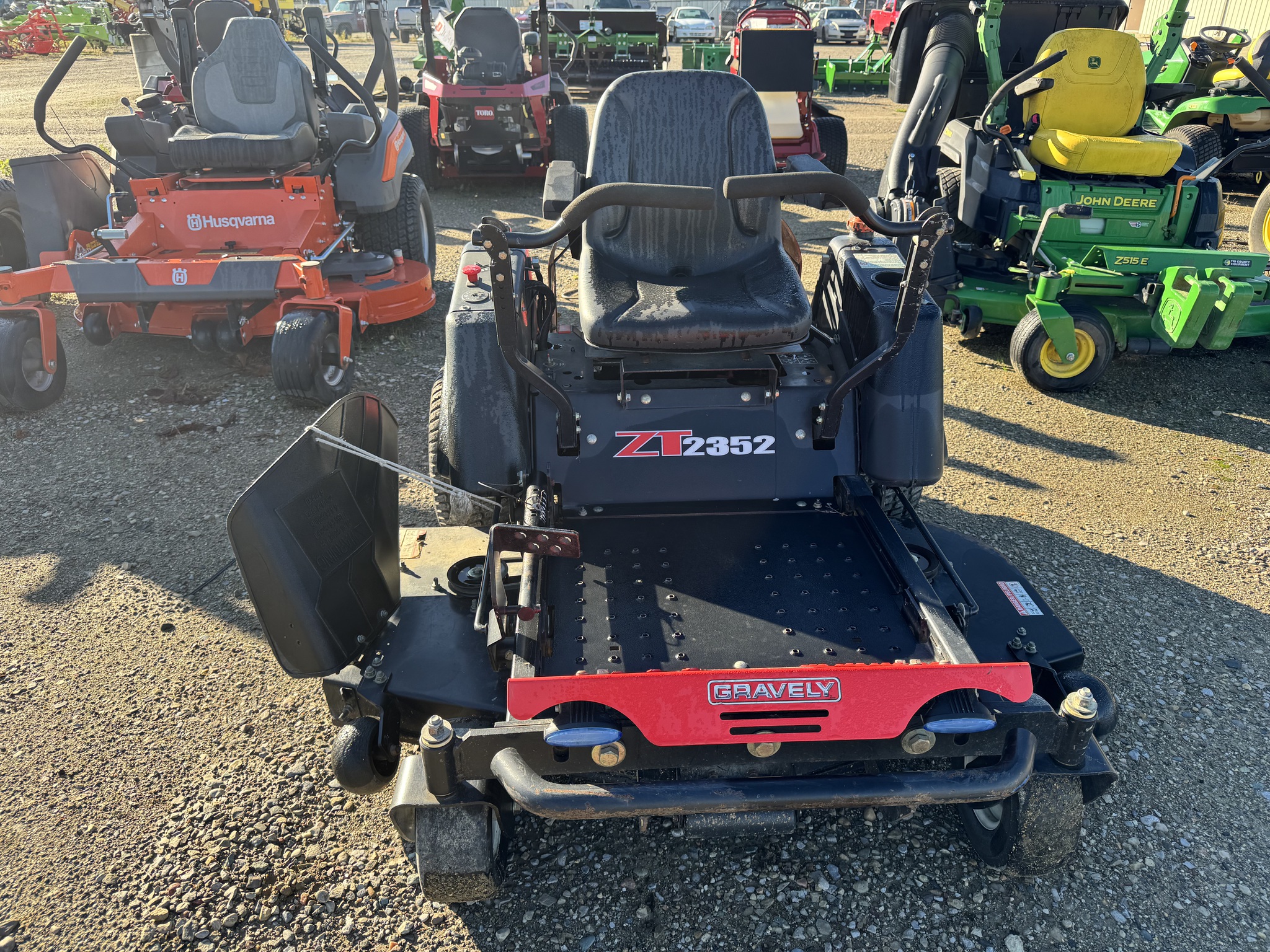 Gravely ZT2352 Image 2