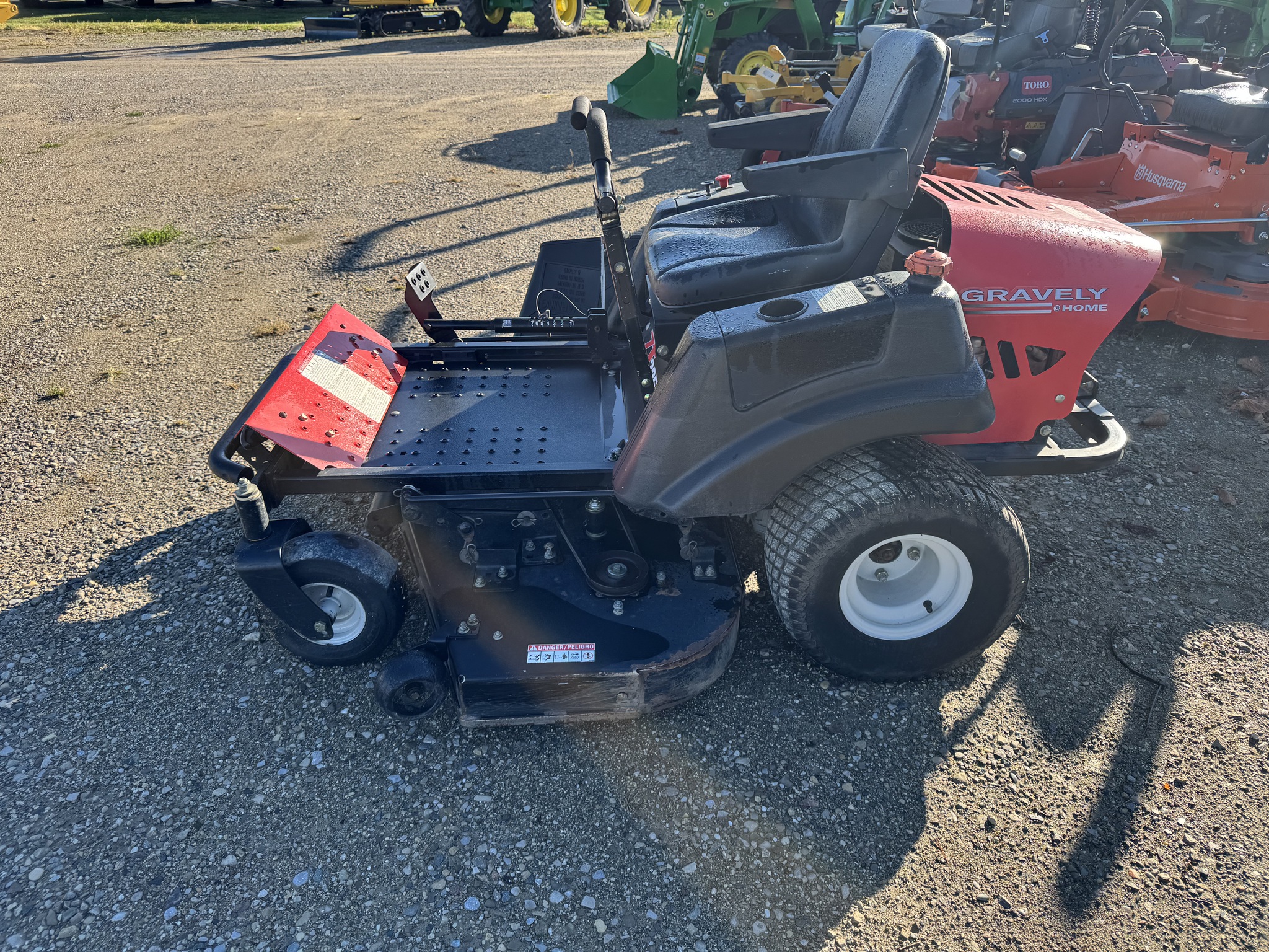 Gravely ZT2352 Image 1