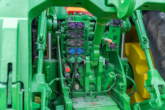 Used 2020 John Deere 8345R Row Crop Tractors at Koenig Equipment in Knightstown, IN - Photo17