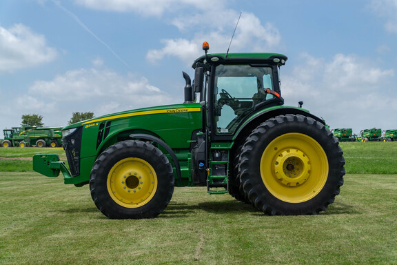 Used 2020 John Deere 8345R Row Crop Tractors at Koenig Equipment in Knightstown, IN - Photo1