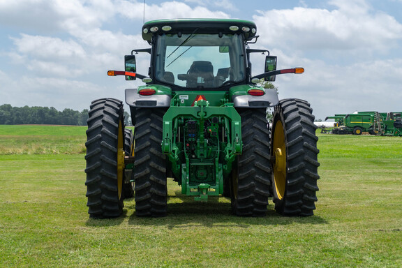 Used 2020 John Deere 8345R Row Crop Tractors at Koenig Equipment in Knightstown, IN - Photo3