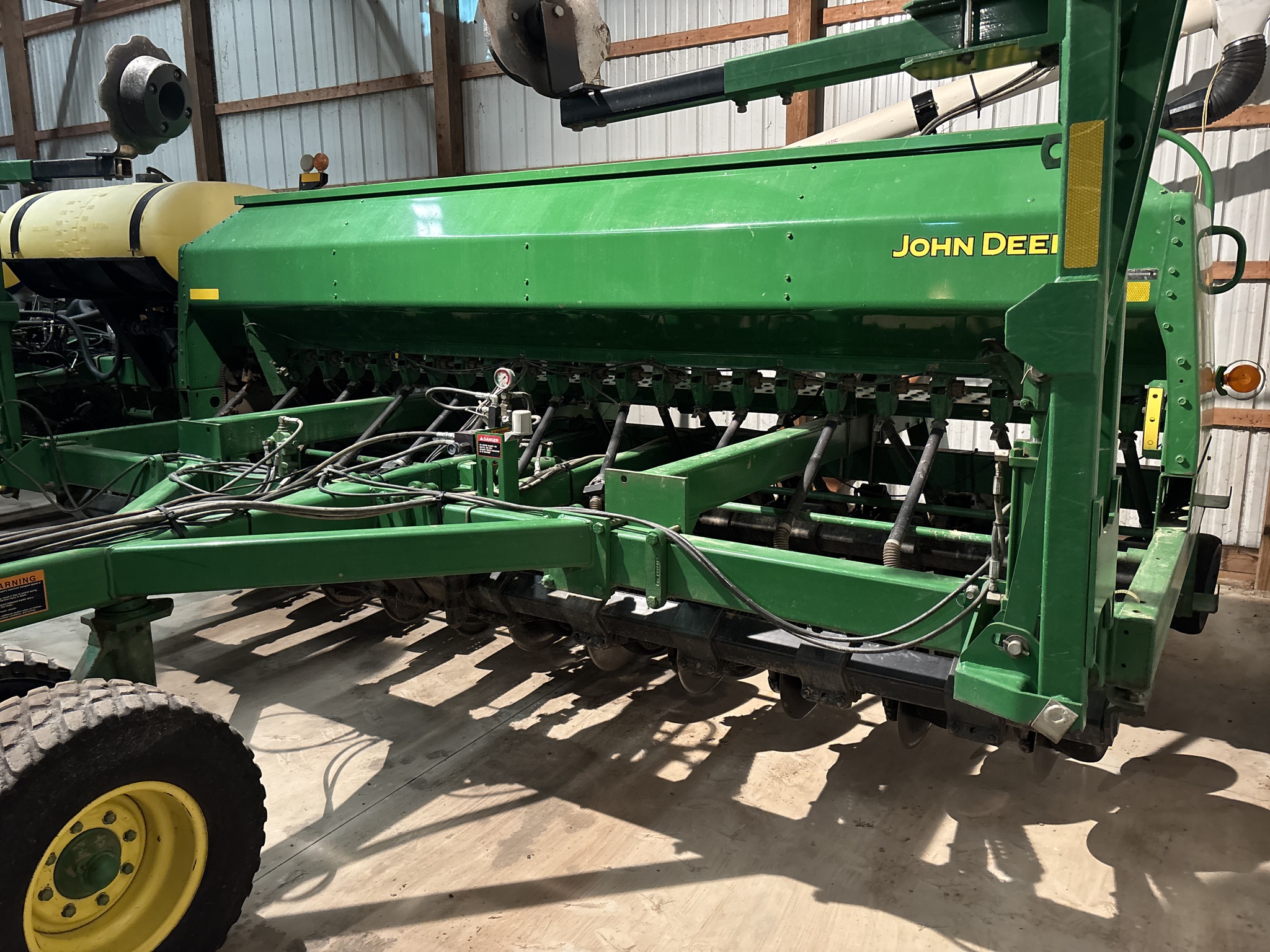Used 2003 John Deere 1590 Box Drills at Koenig Equipment in Anna, OH - PhotoXL0