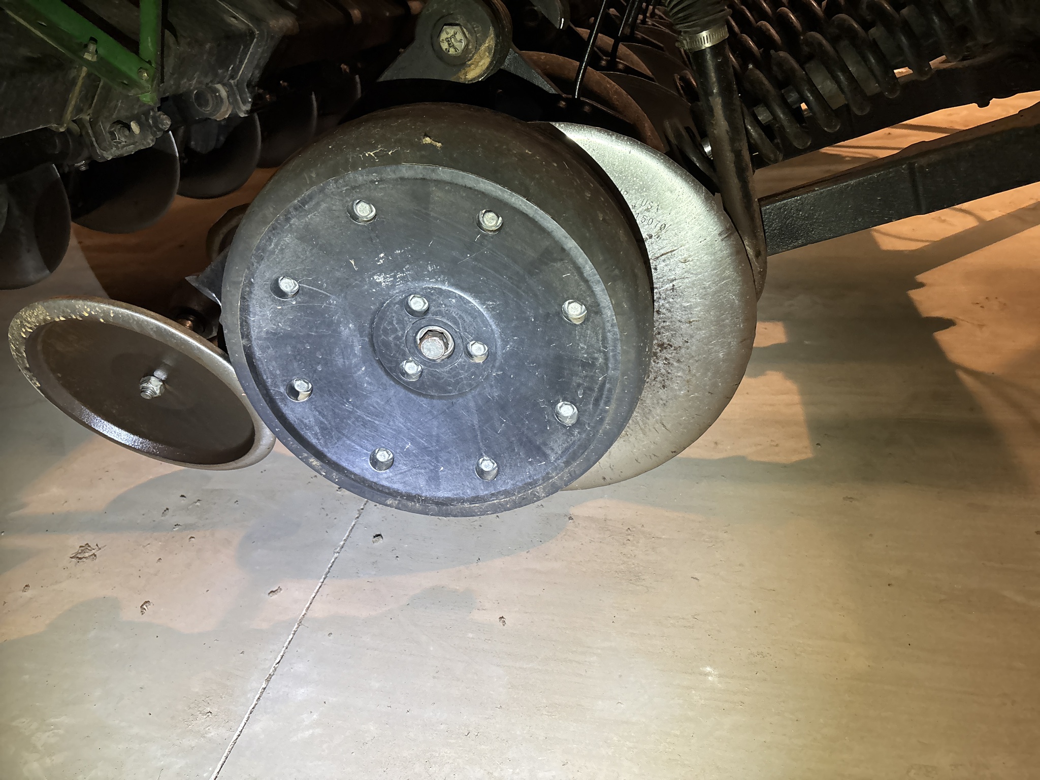 Used 2003 John Deere 1590 Box Drills at Koenig Equipment in Anna, OH - PhotoXL5