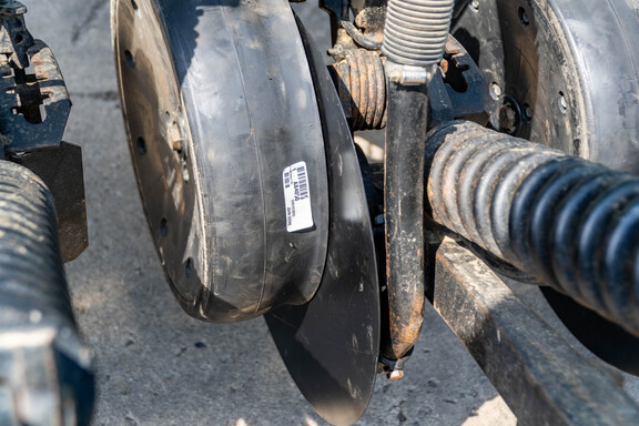 Used 2003 John Deere 1590 Box Drills at Koenig Equipment in Anna, OH - Photo10